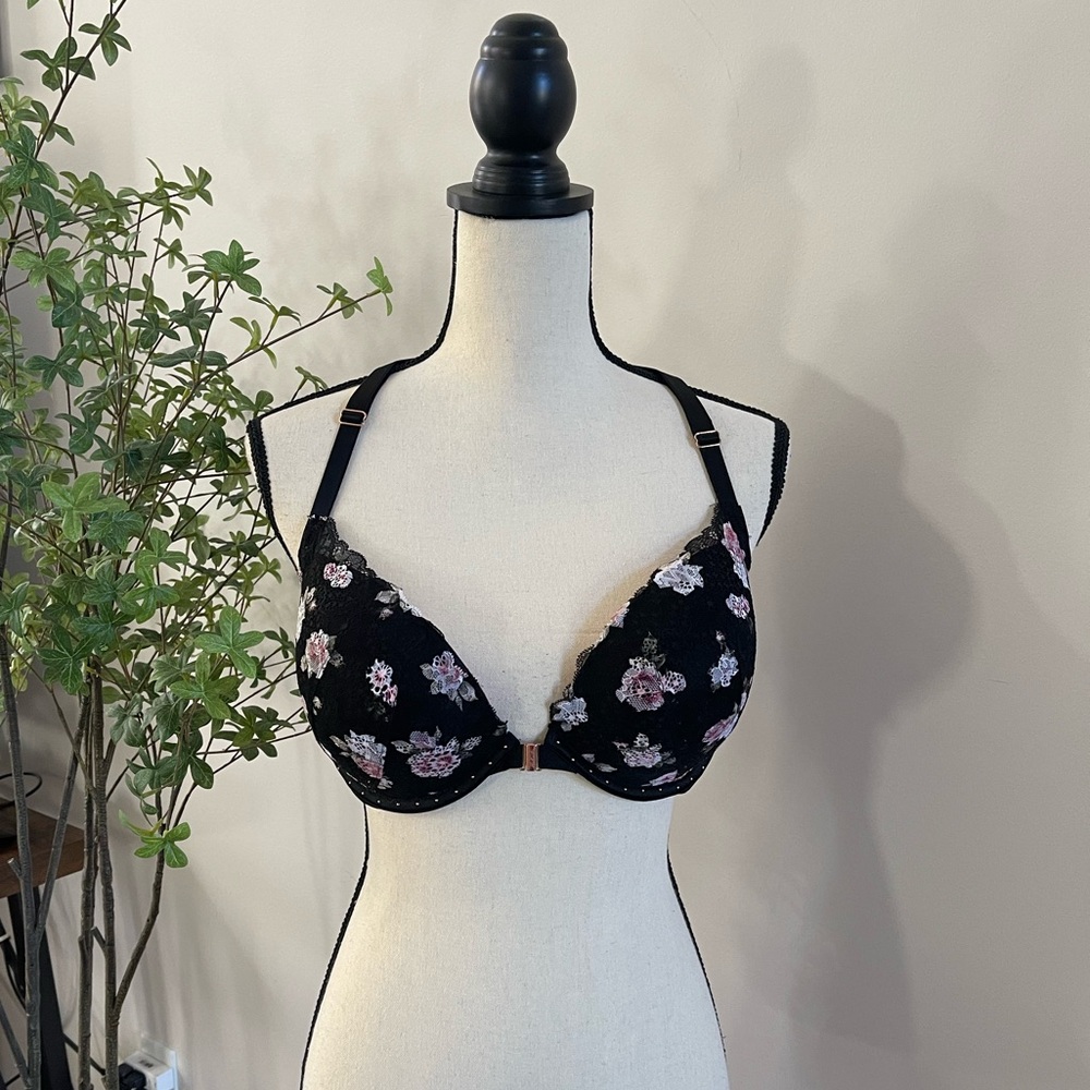 Victoria Secret Date Push Up Bra